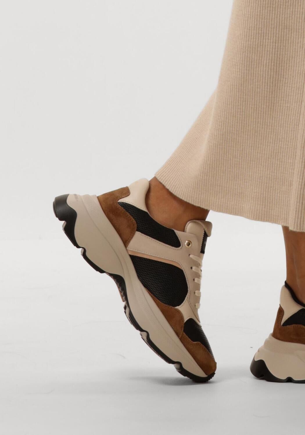 Beige NUBIKK Lage sneakers ROSS JADEN - large