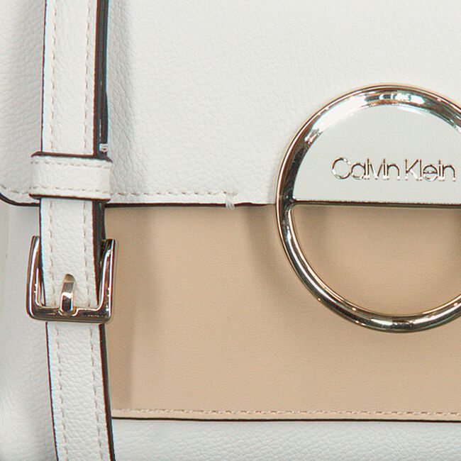 Witte CALVIN KLEIN Schoudertas DISC SM Witte CALVIN KLEIN Schoudertas DISC SM - large