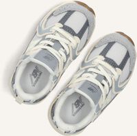 Grijze NEW BALANCE Lage sneakers IZ530 Grijze NEW BALANCE Lage sneakers IZ530 - medium