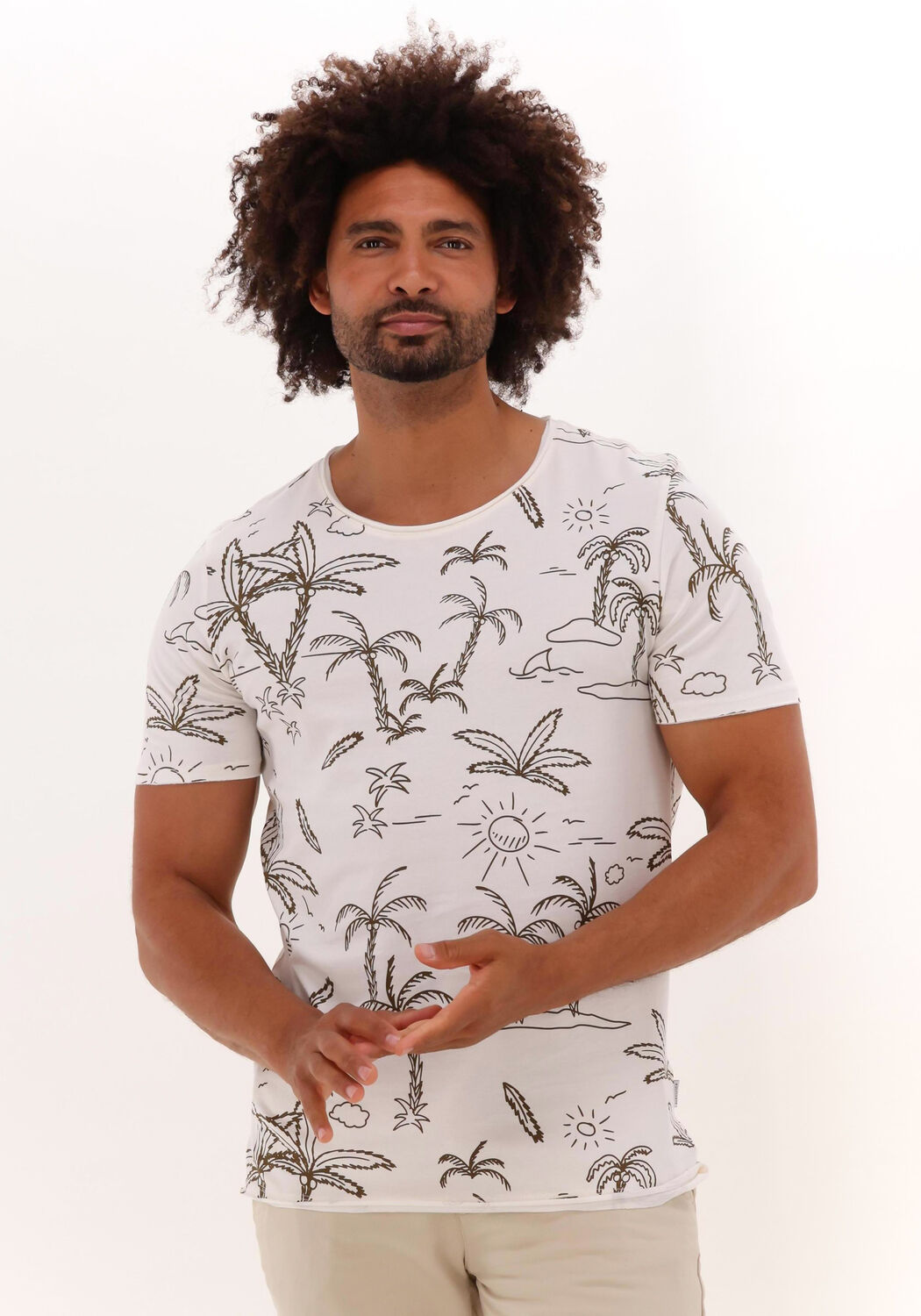 Ecru KULTIVATE T shirt TS HOLIDAYS Omoda