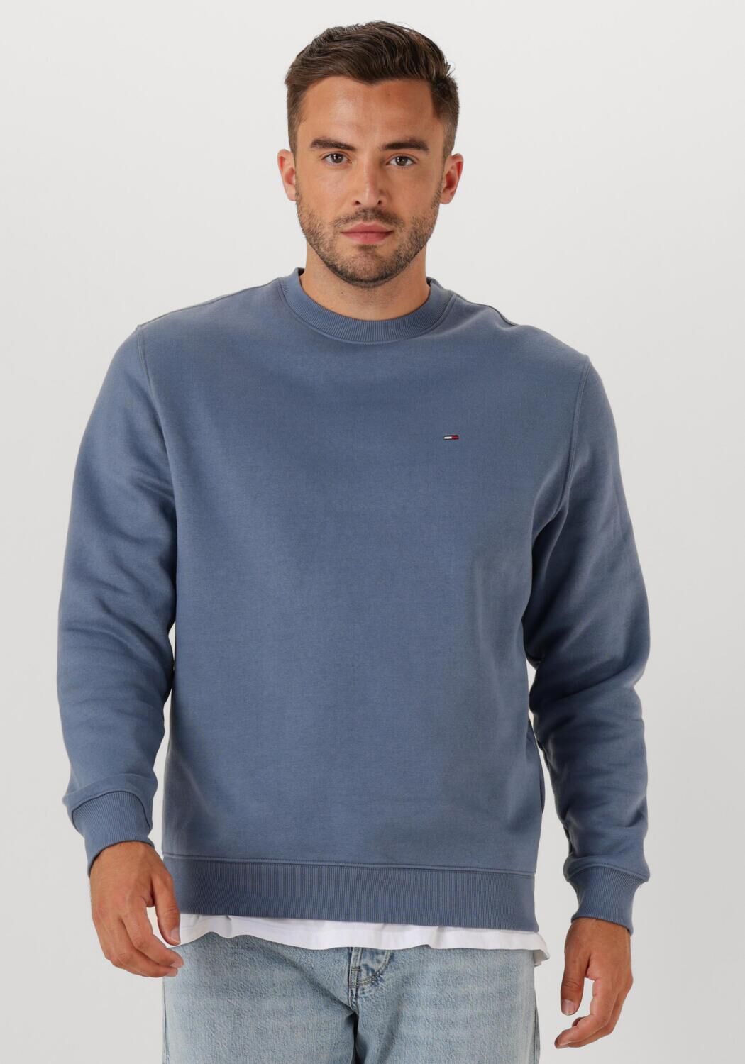 TOMMY JEANS Sweatshirt TJM REG S FLAG CREW Met geborduurd merklogo op borsthoogte