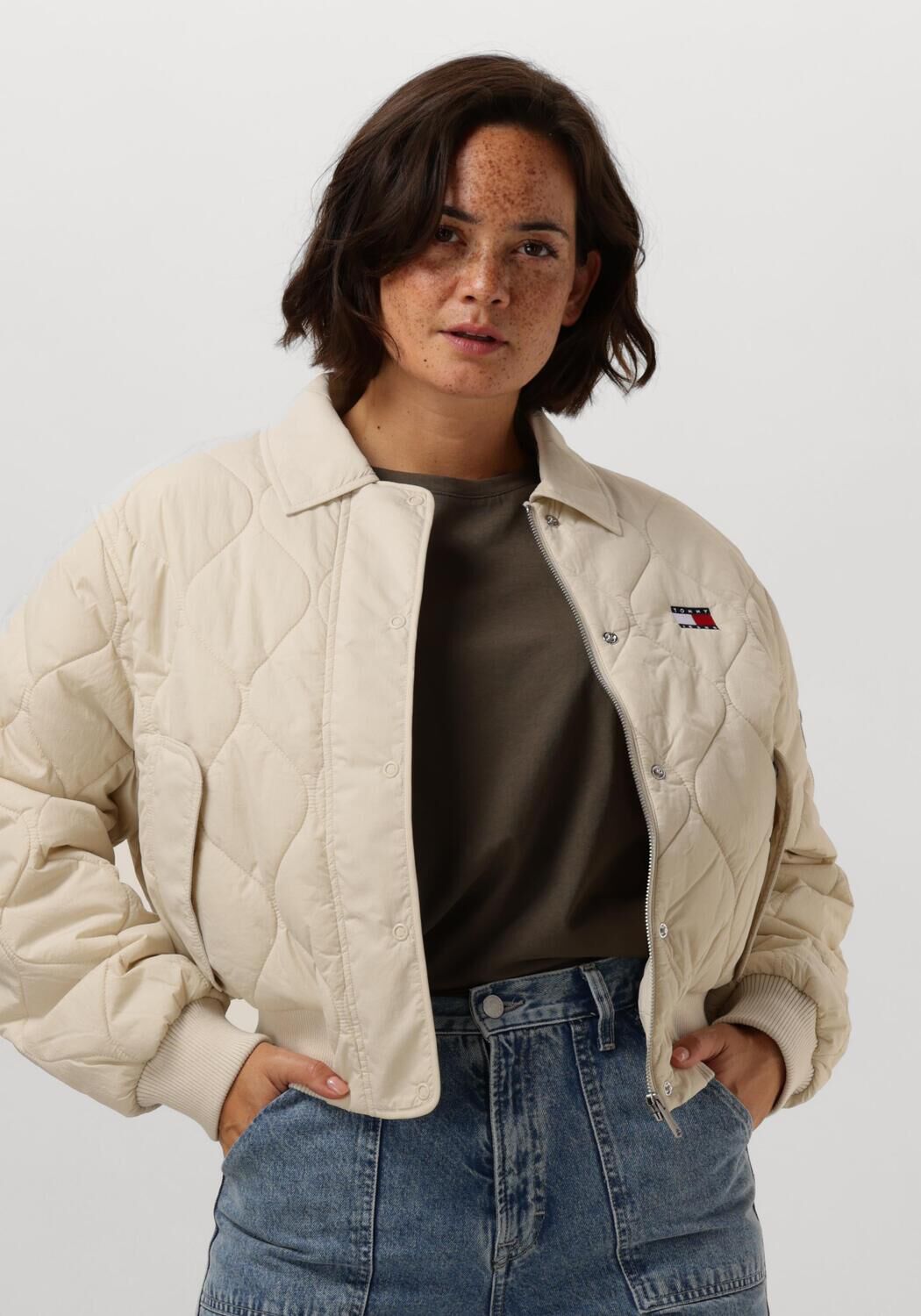 TOMMY JEANS Dames Jassen Tjw Onion Quilt Bomber Beige