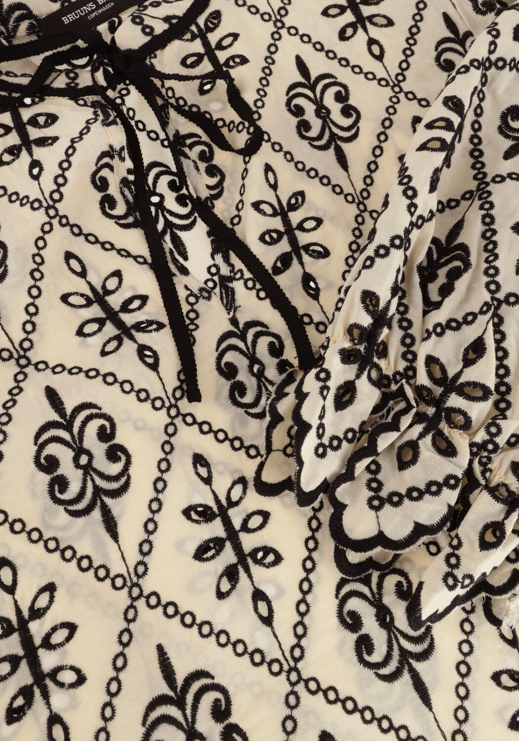 Creme BRUUNS BAZAAR Blouses LANTANA IMIRA BLOUSE - large