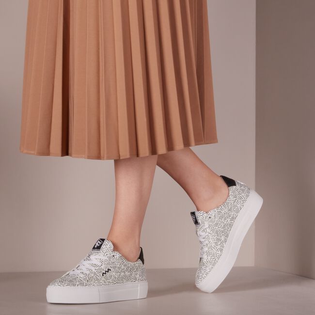 Zwarte FLORIS VAN BOMMEL Lage sneakers 85333 Zwarte FLORIS VAN BOMMEL Lage sneakers 85333 - large