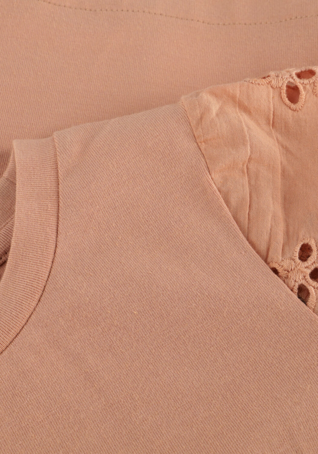 Perzik BAJE STUDIO T-shirt BLESS - large