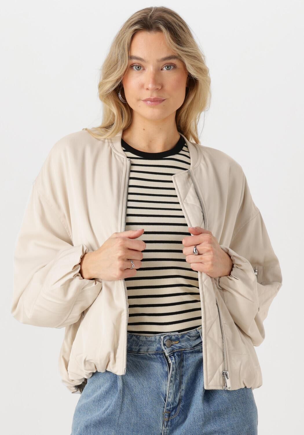WITHBLACK Dames Jassen Wbltracy Lyocell Bomber Jacket Kit