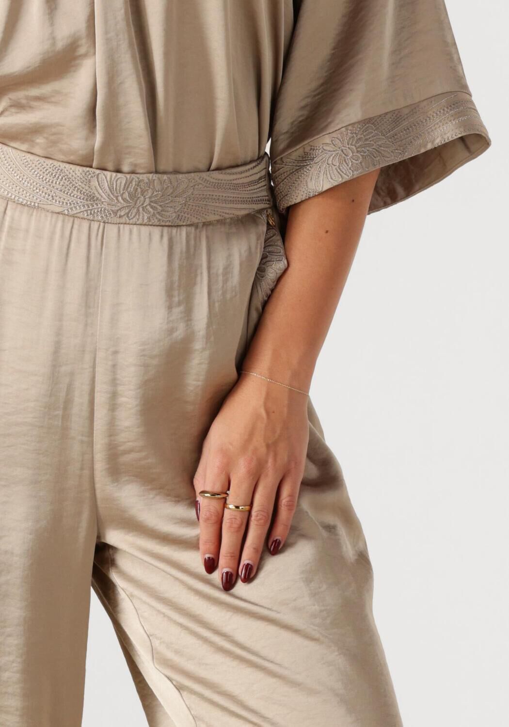 NUKUS Dames Broeken Josephine Pants Silky Bruin