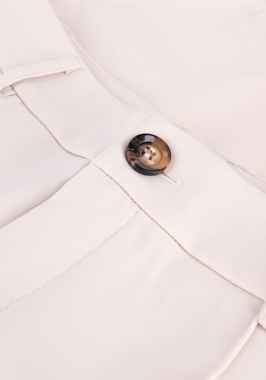 Gebroken wit YDENCE Broeken SHORT IRIS - large