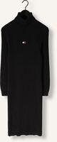 Zwarte TOMMY JEANS Midi jurk TJW MOCKNECK BADGE SWEATER DRESS Zwarte TOMMY JEANS Midi jurk TJW MOCKNECK BADGE SWEATER DRESS - medium