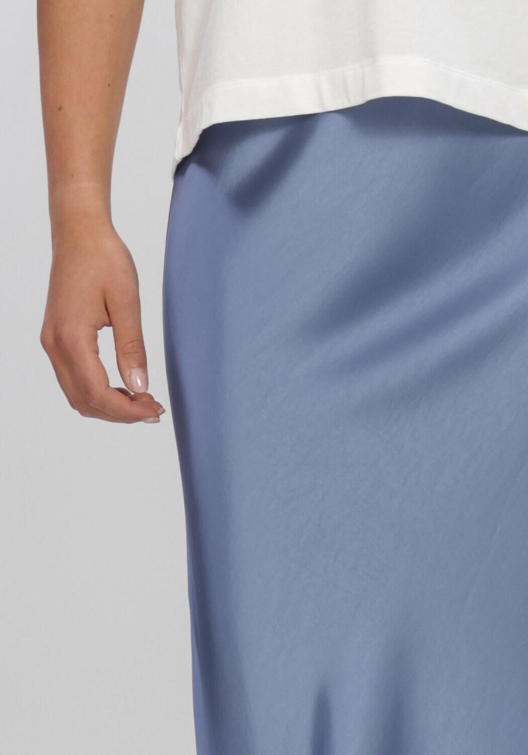 Blauwe NEO NOIR Maxirok VICKY HEAVY SATEEN SKIRT - large