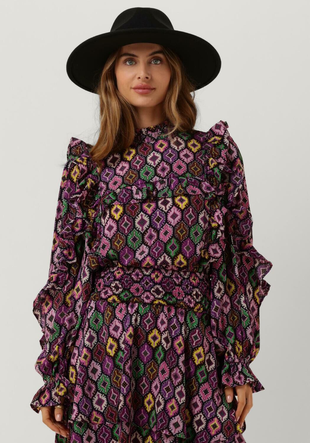Zwarte REFINED DEPARTMENT Blouse MOISE Omoda