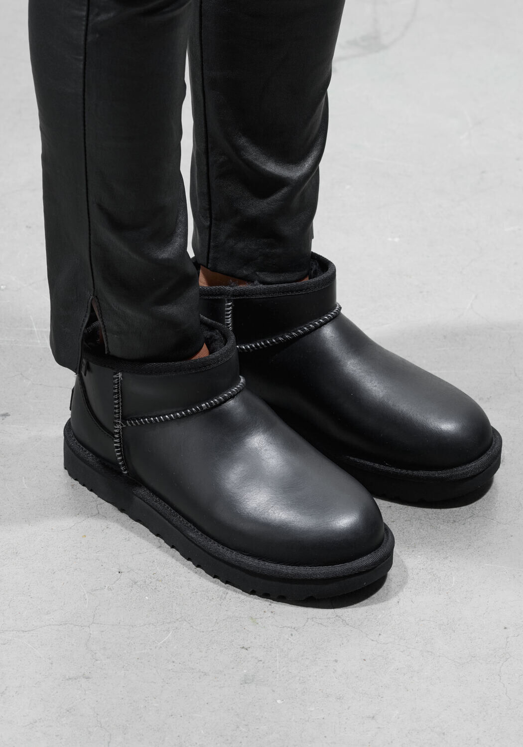 Uggs Laarzen Uggs Zwart Kort Zwarte Ugg Vachtlaarzen Classic Ultra