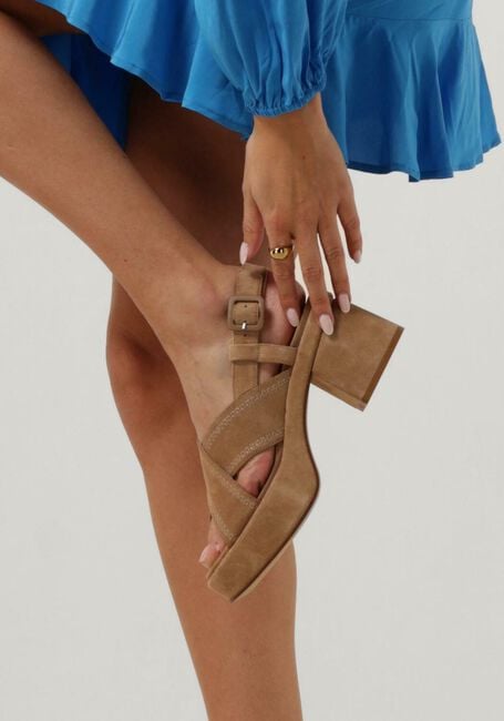 Bruine VIA VAI Sandalen ELIA PAISLEY Bruine VIA VAI Sandalen ELIA PAISLEY - large