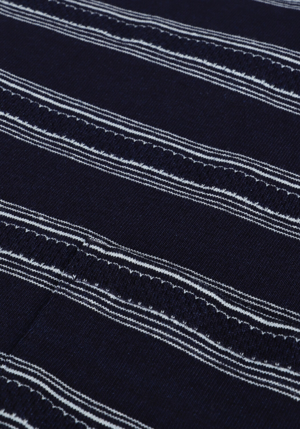 Donkerblauwe ANERKJENDT T-shirt AKKIKKI CURVE STRIPE TEE - large