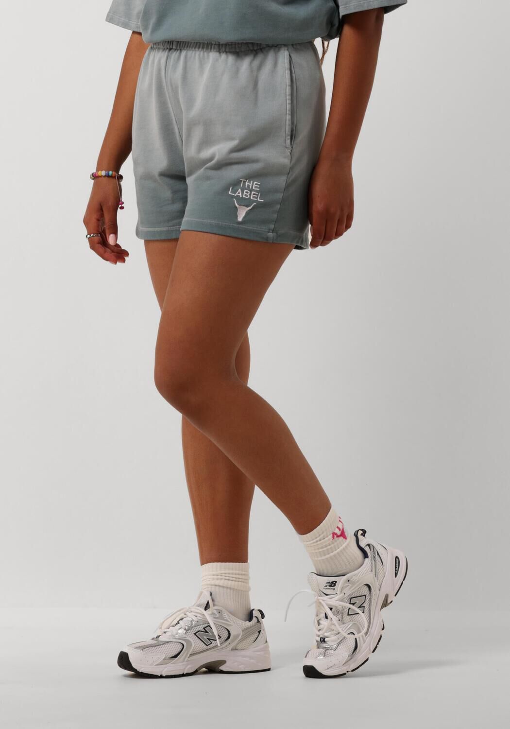 ALIX THE LABEL Dames Broeken Ladies Knitted Sprayed Sweat Shorts Grijs