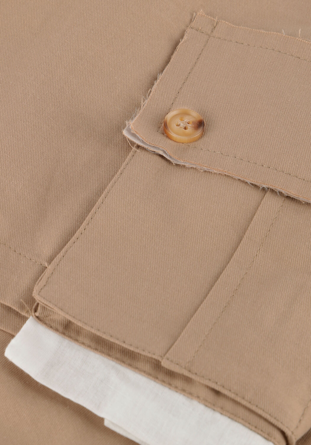 Camel REFINED DEPARTMENT Shorts ILLA - large