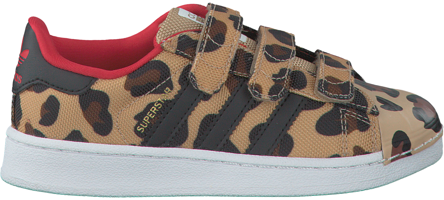 bruine adidas sneakers