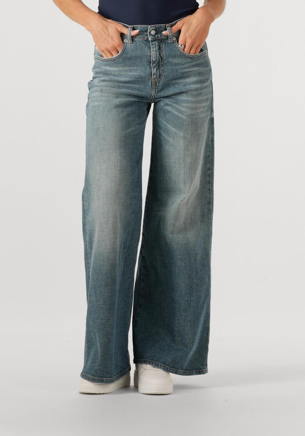DIESEL Dames Jeans 1978 D-akemi Lichtblauw