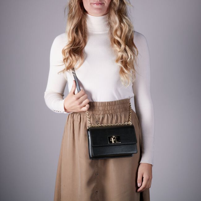 Zwarte FURLA Crossbodytassen 1927 MINI CROSSBODY Zwarte FURLA Crossbodytassen 1927 MINI CROSSBODY - large