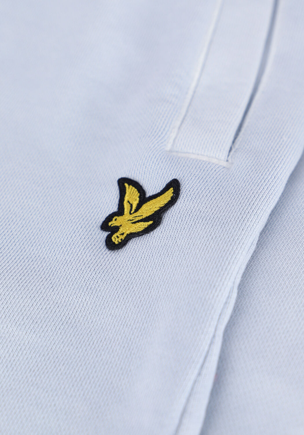 Lichtblauwe LYLE & SCOTT Broeken GARMENT DYE SHORTS - large