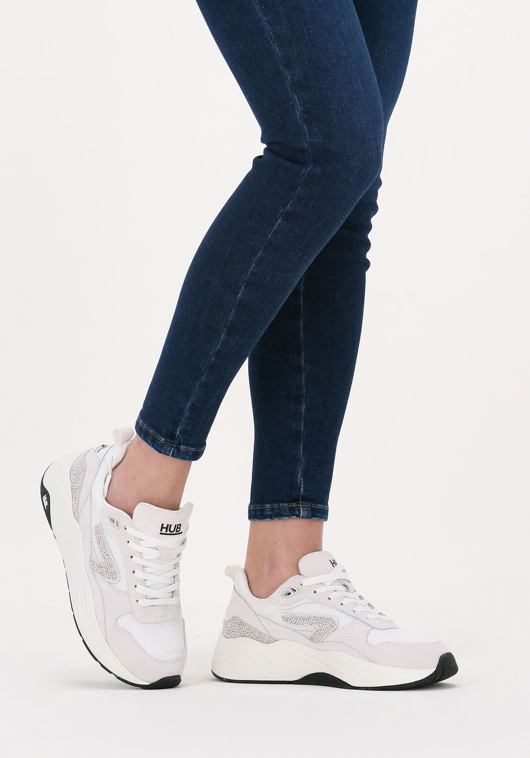 Hub clearance witte sneakers