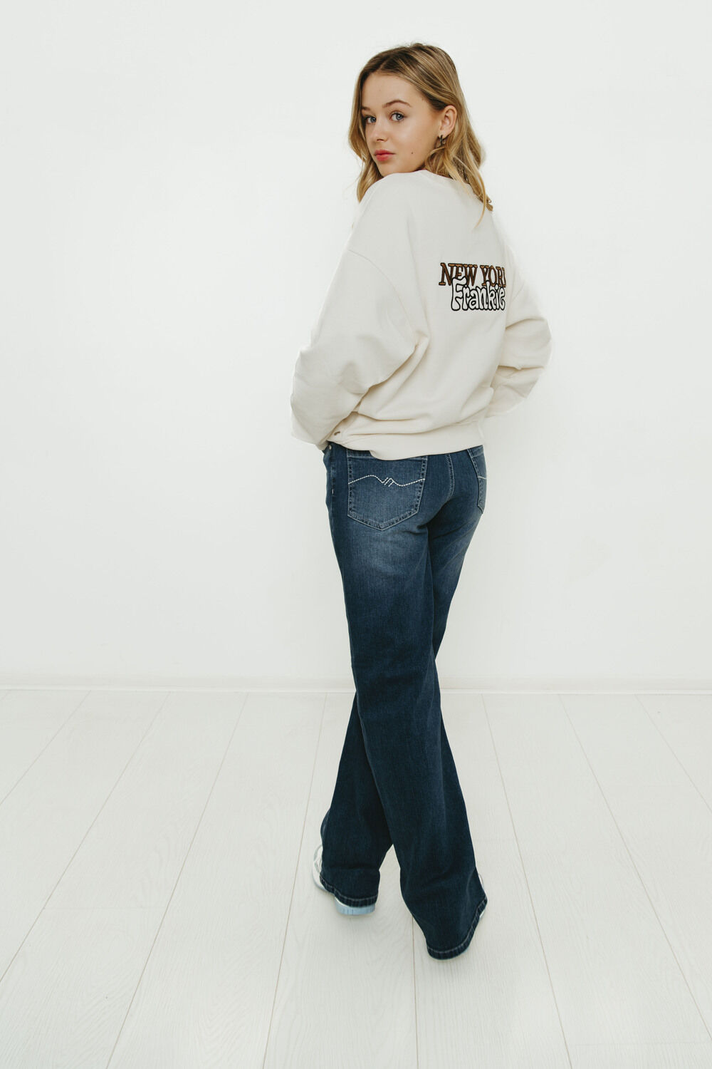 Ecru FRANKIE & LIBERTY Trui TINDRA SWEATSHIRT NY - large