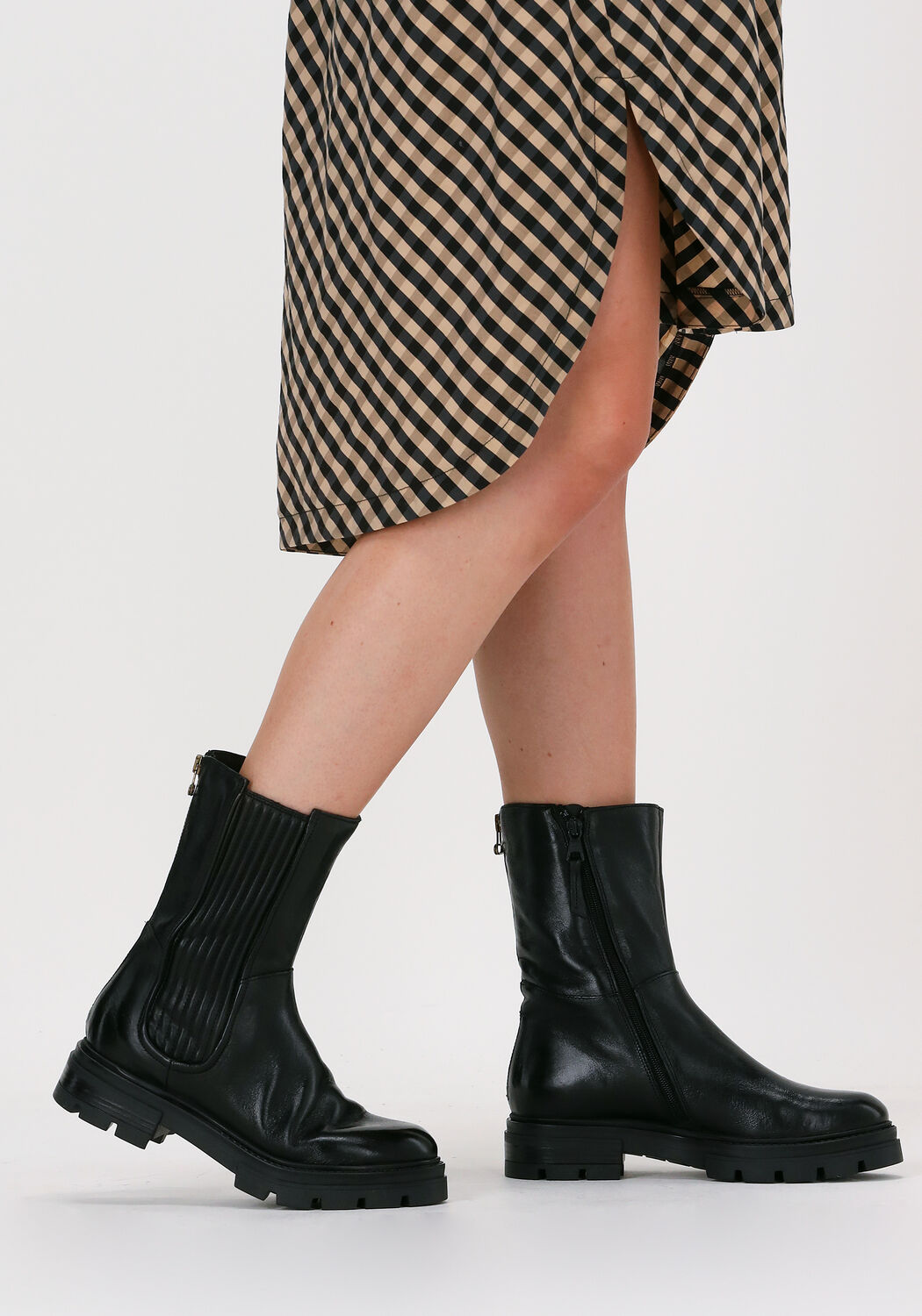 Zwarte OMODA Enkelboots M79234 - large