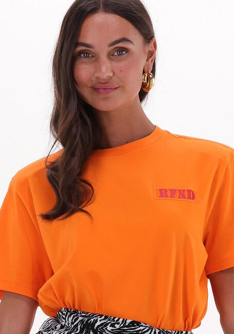 Oranje REFINED DEPARTMENT T-shirt R22077116 - large