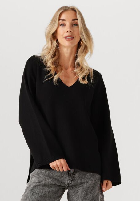 Y.A.S. YASELMA LS V-NECK KNIT PULLOVER - large