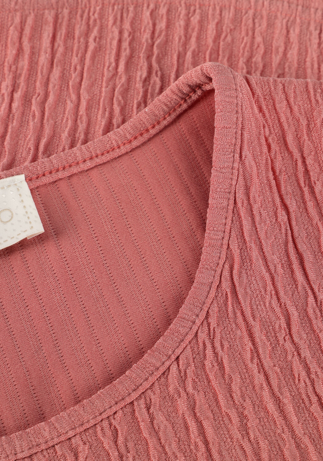 Roze AI&KO Top DAIRA PES 145 G - large