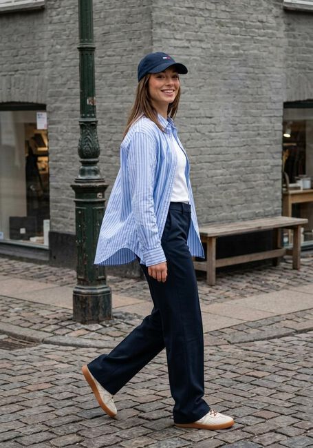 Lichtblauwe TOMMY HILFIGER Blouses ESS POPLIN EASY FIT SHIRT - large