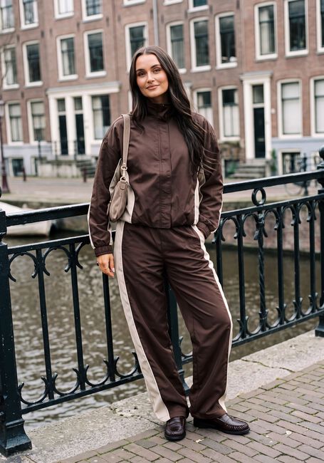 Bruine REFINED DEPARTMENT Wijde broek LADIES WOVEN SPORTY WIDE LEG PANTS BLAKIE - large