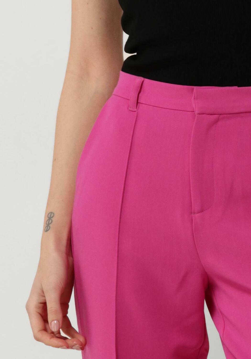 COLOURFUL REBEL Dames Broeken Rus Uni Straight Pants Roze