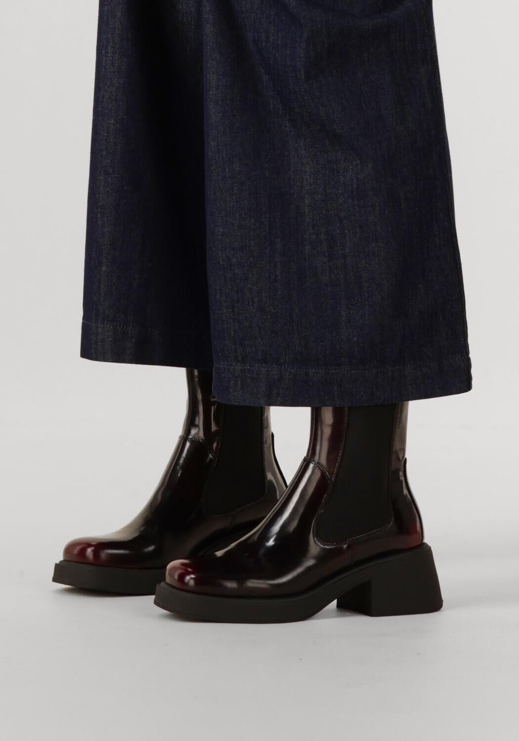 Bruine VAGABOND SHOEMAKERS Chelsea boots DORAH 5642 - large