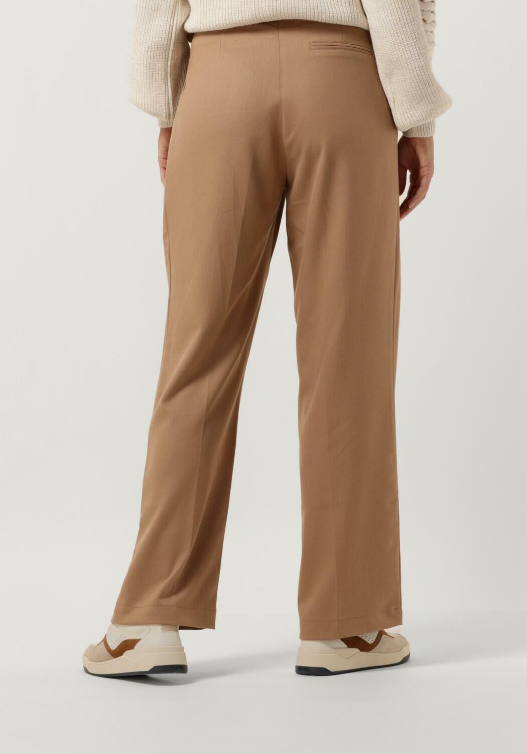 Chic pants 2025