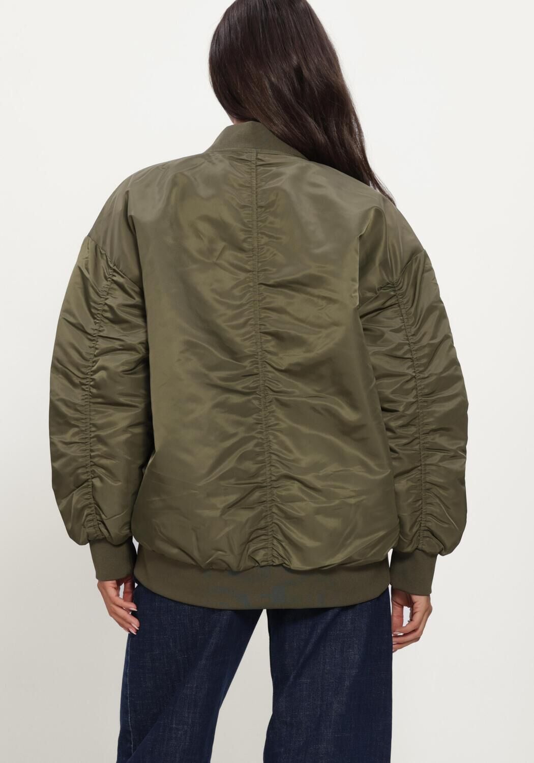 MY ESSENTIAL WARDROBE Dames Jassen Helgamw Bomber Jacket Khaki