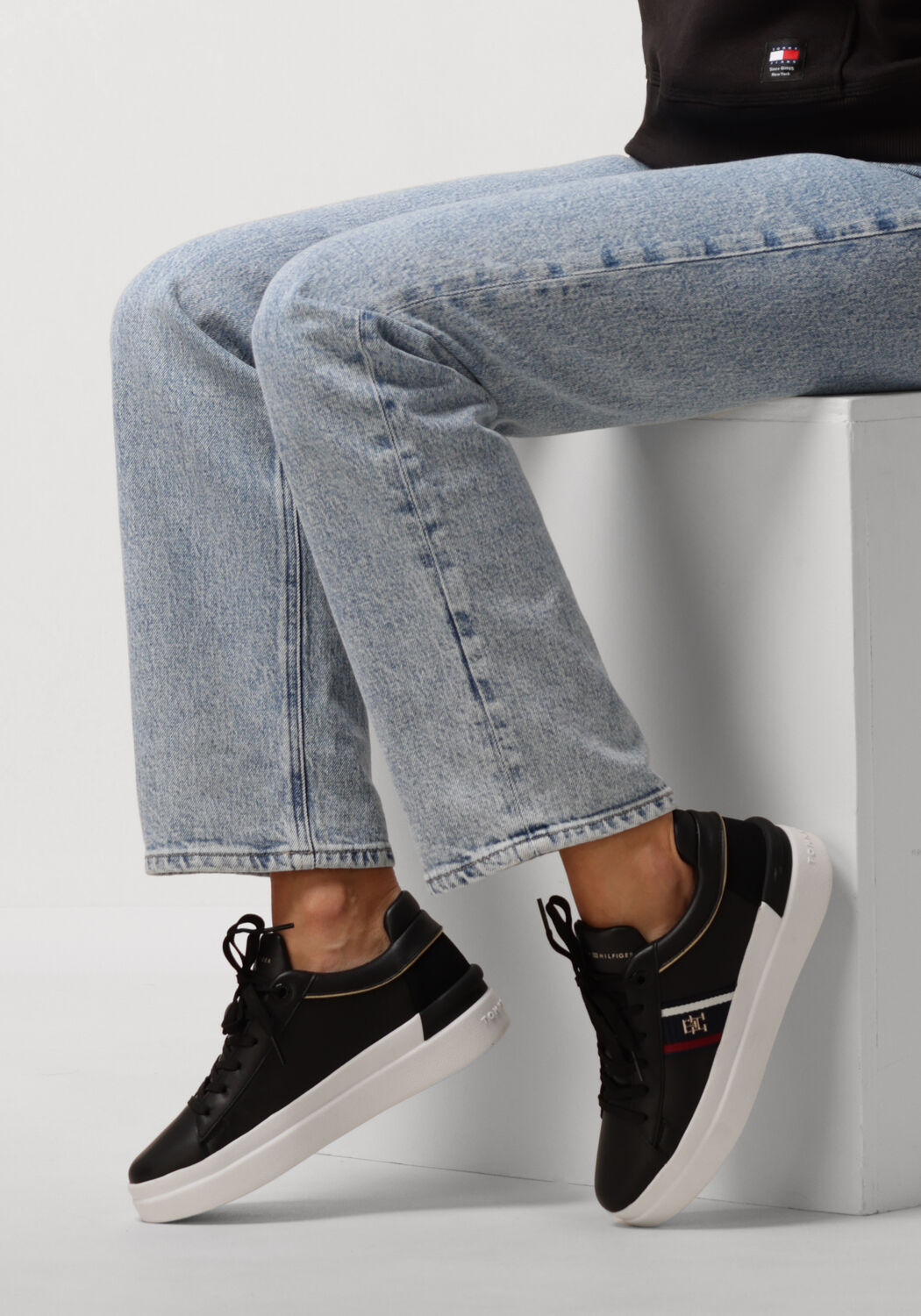 Tommy hilfiger zwarte sneakers dames outlet