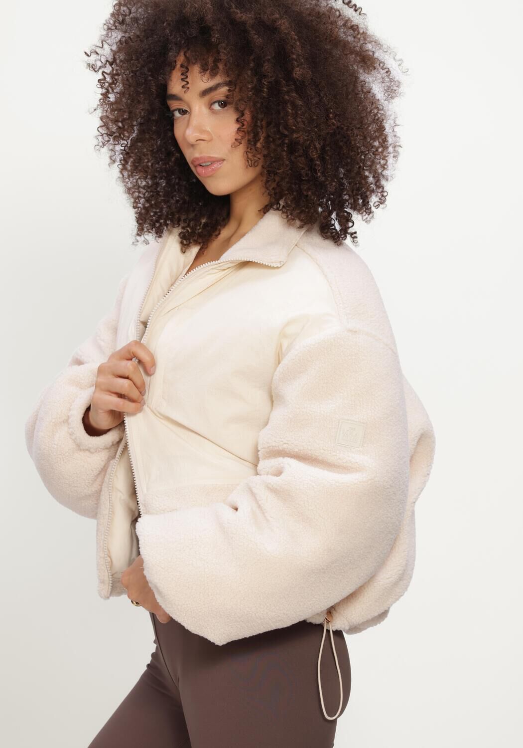 Beige THE LOLA CLUB Teddy jas ZOE JACKET - large