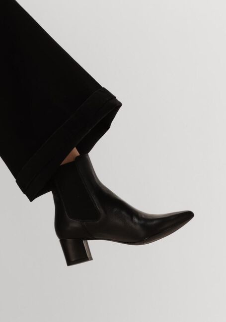 Zwarte UNISA Enkellaarsjes JURI - large