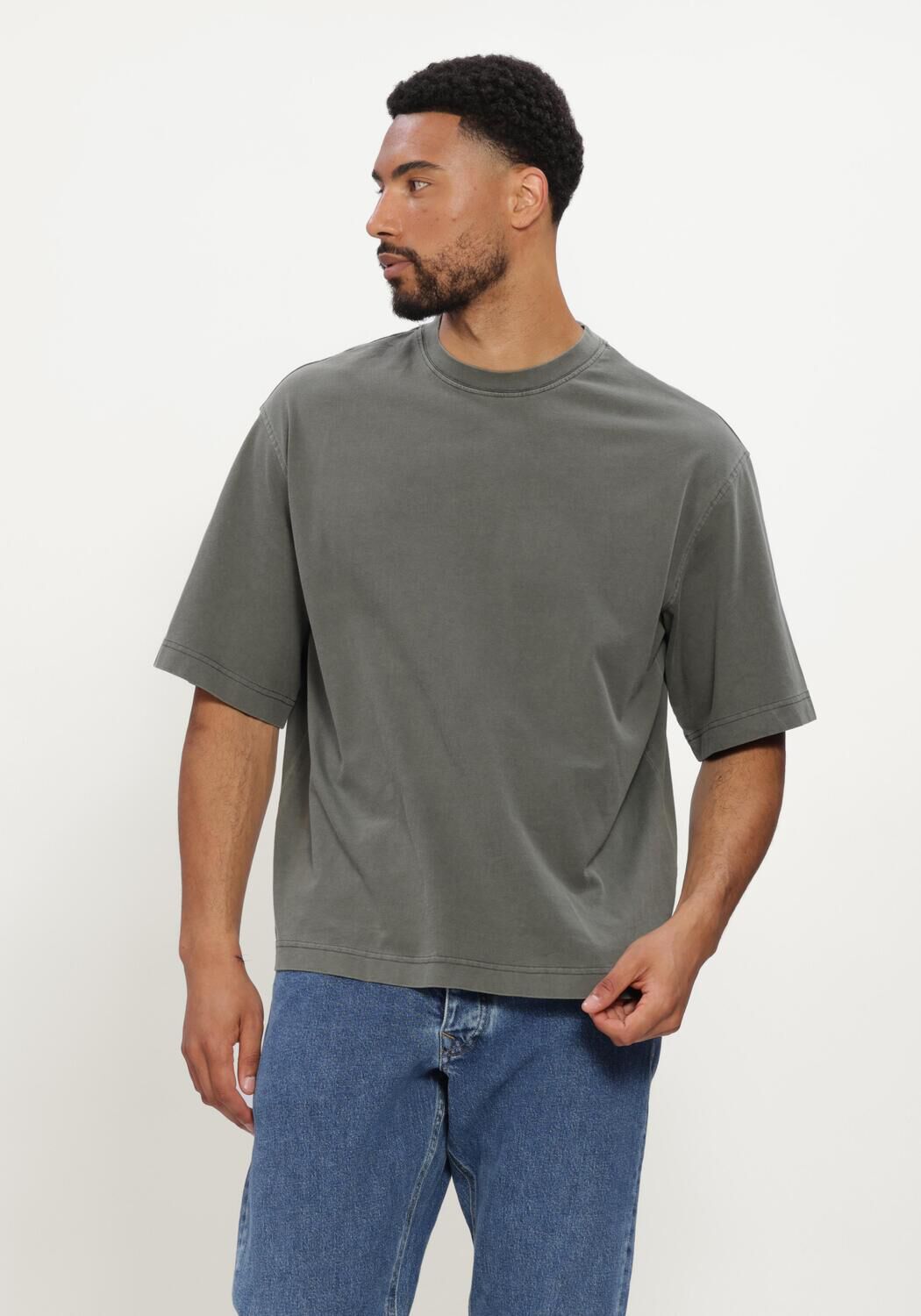 Donkergroene SELECTED MEN T-shirt SLHBOXYCORY SS O-NECK TEE - large