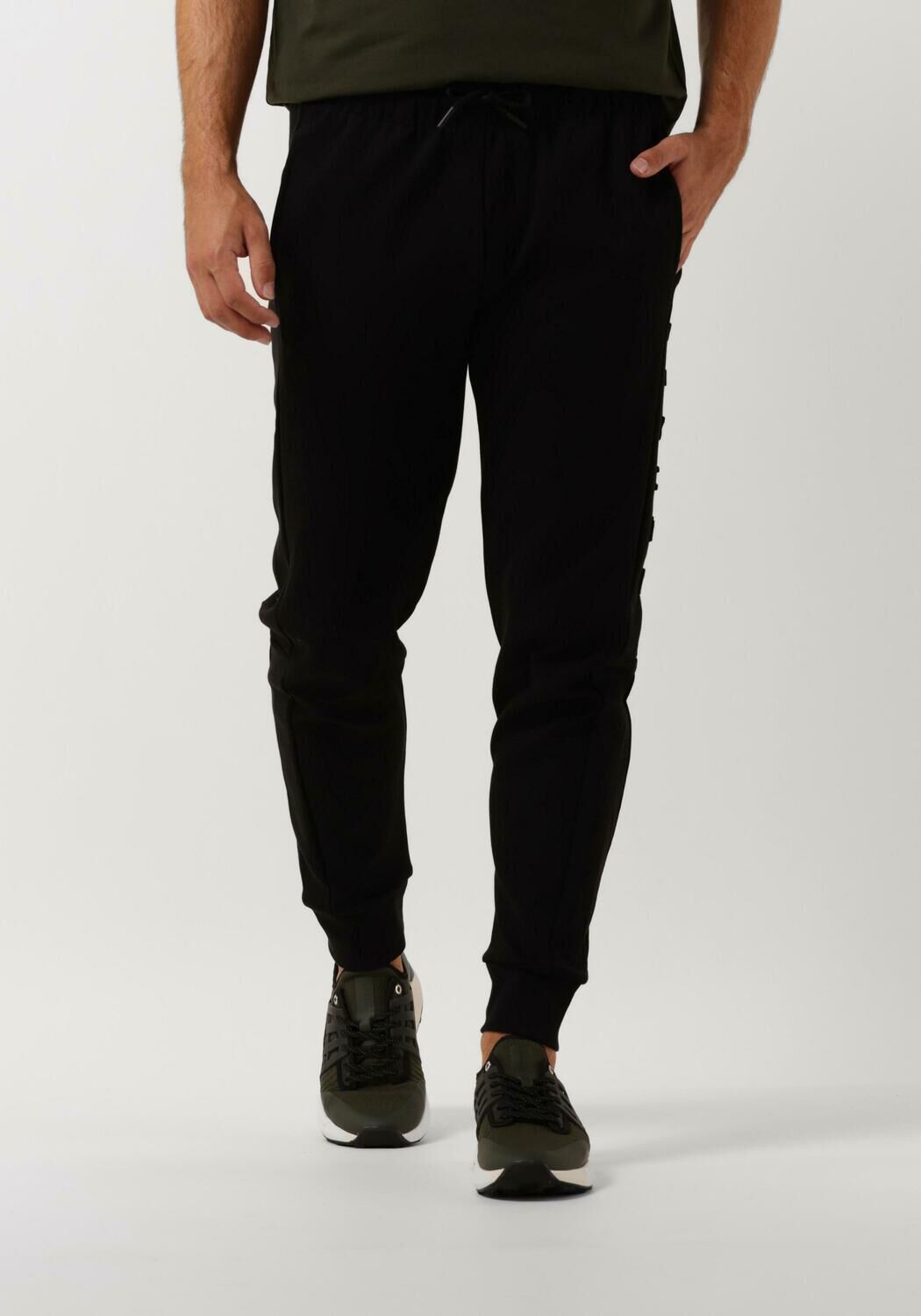 Cruyff joggers sales