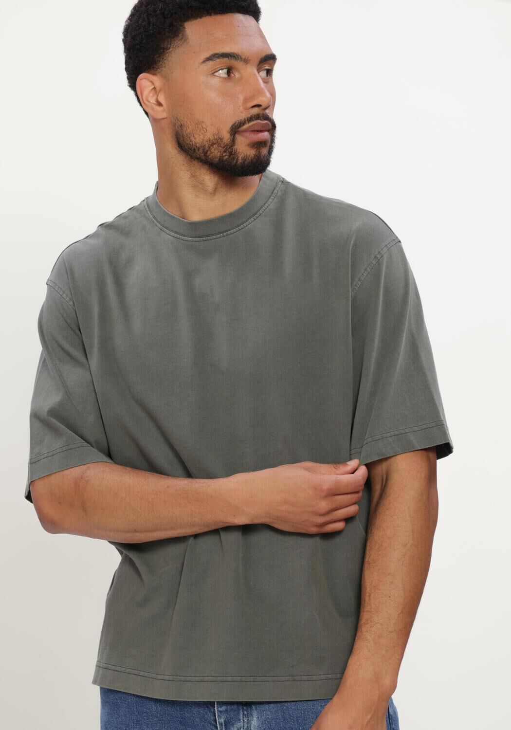Donkergroene SELECTED MEN T-shirt SLHBOXYCORY SS O-NECK TEE - large