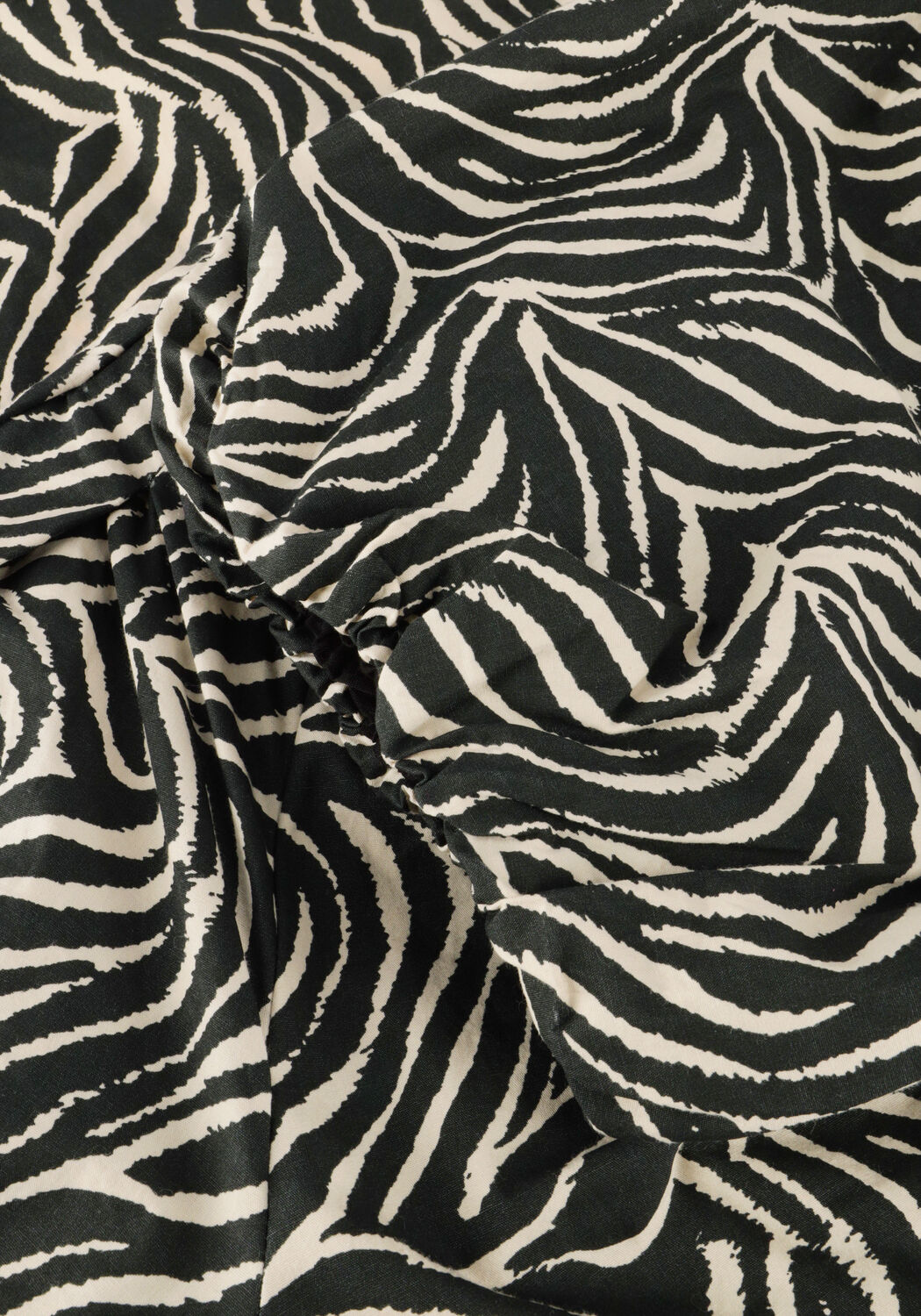 Zwarte NEO NOIR Midi jurk ILLANA ZEBRA DRESS - large