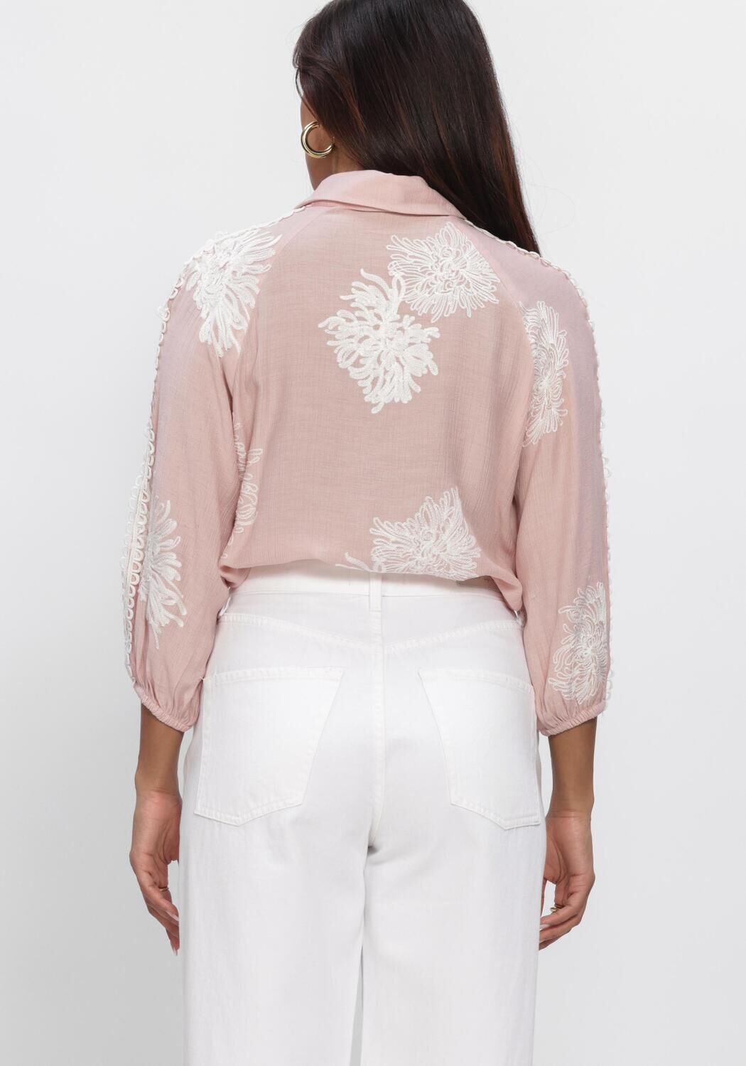 Lichtroze JANSEN AMSTERDAM Blouses RAELLA BLOUSE AE 701 3/4 SLEEVE EMBROIDERY - large