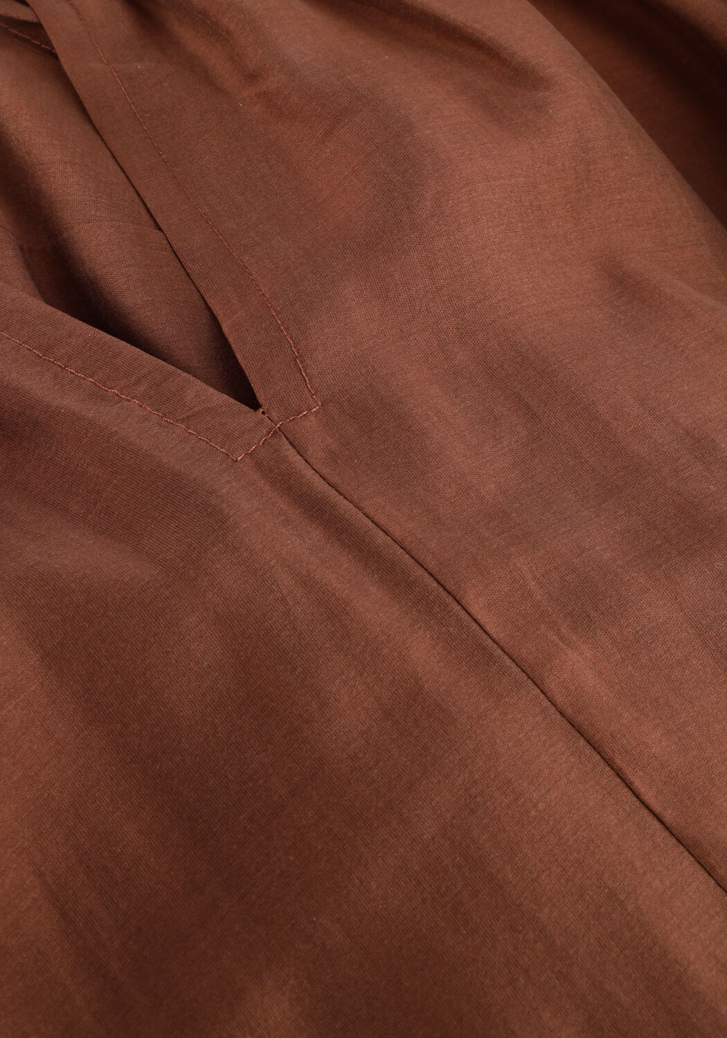 Bruine DEVOTION Mini jurk SHEEN - large