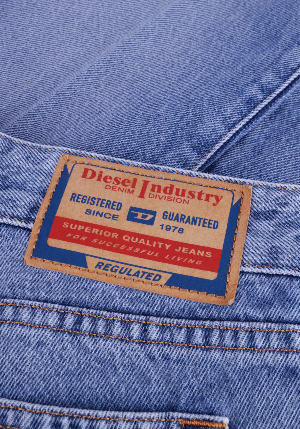 Blauwe DIESEL Bootcut jeans 1969 D-EBBEY - large