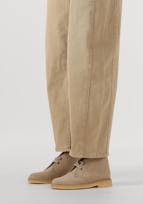 Beige CLARKS ORIGINALS Veterboots DESERT BOOT DAMES - large