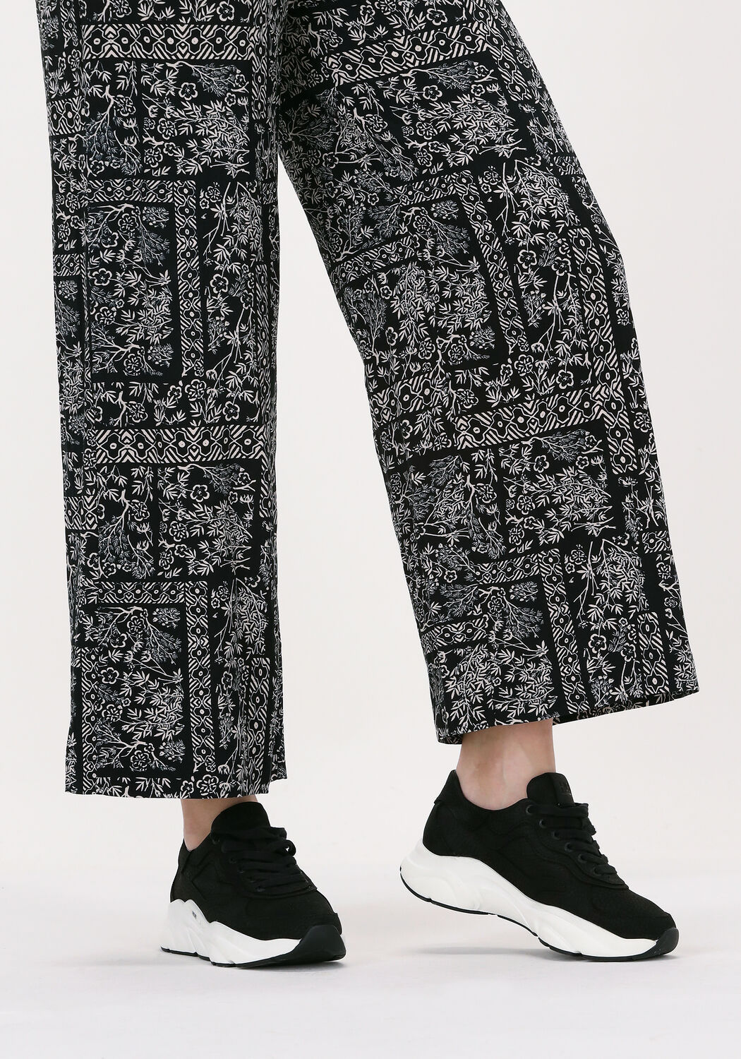 Zwarte HUB Lage sneakers ROCK-W - large