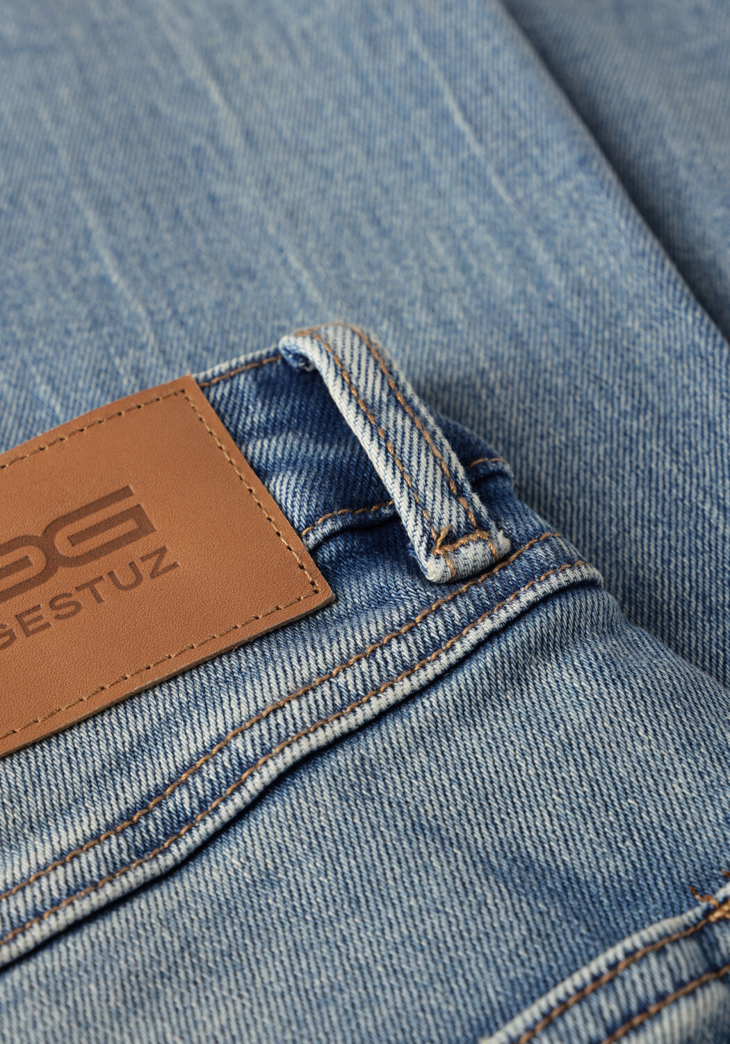 Lichtblauwe GESTUZ Straight leg jeans GZJADE HW STRAIGHT JEANS - large