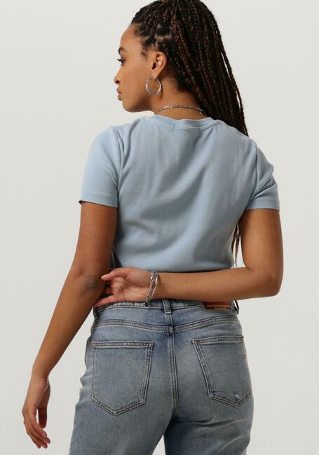 Lichtblauwe CALVIN KLEIN T-shirt LABEL WASHED RIB SLIM TEE - large